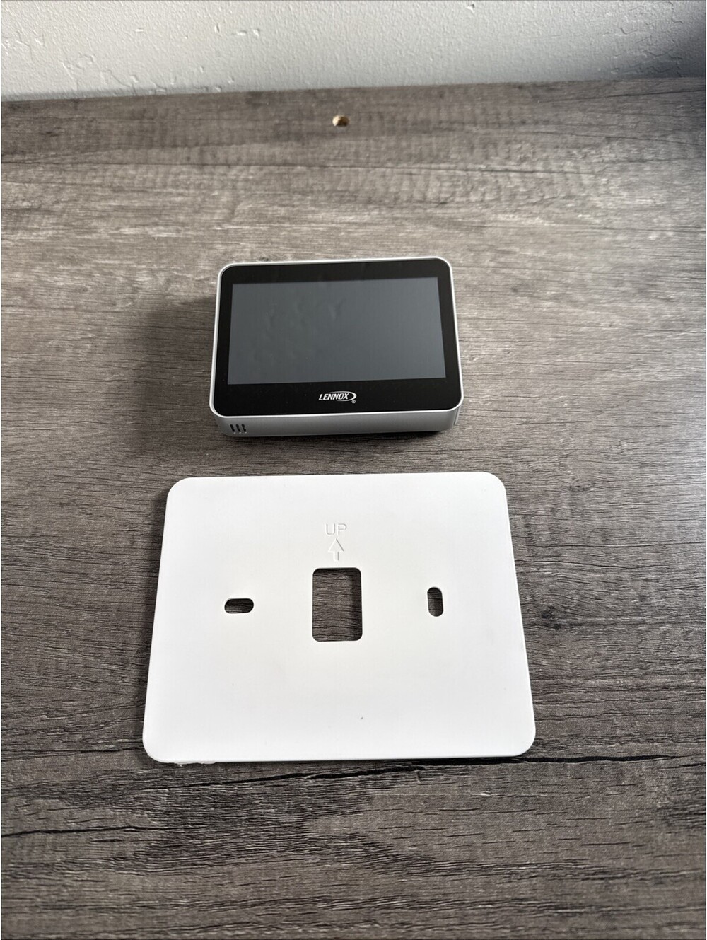 Lennox iComfort M30 WiFi Smart Thermostat 7-Day Programmable 15Z69 105144-01